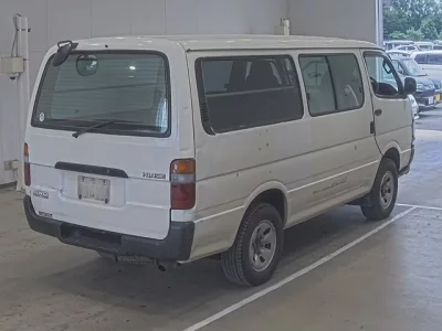 Toyota HIACE VAN