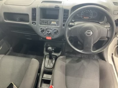 Nissan AD