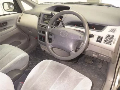 Toyota NADIA