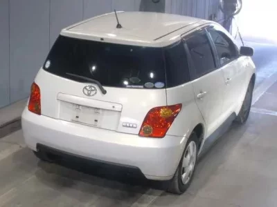 Toyota IST