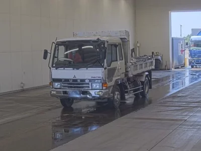 Mitsubishi FUSO FIGHTER