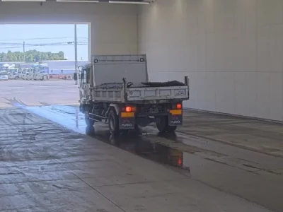 Mitsubishi FUSO FIGHTER
