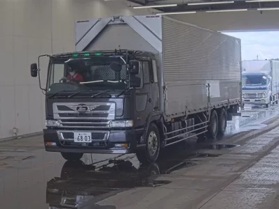 Hino PROFIA