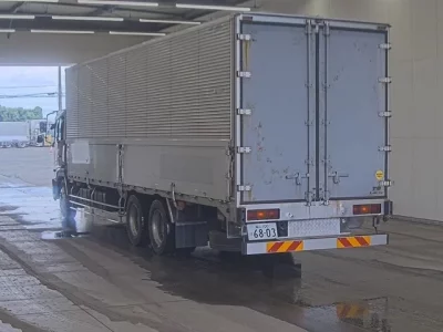 Hino PROFIA