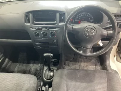 Toyota SUCCEED