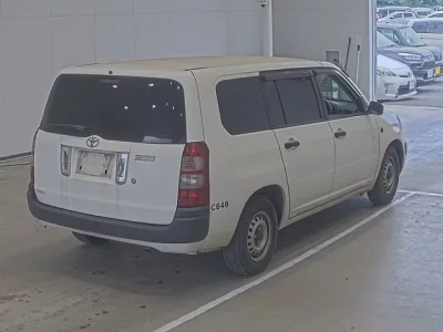 Toyota SUCCEED
