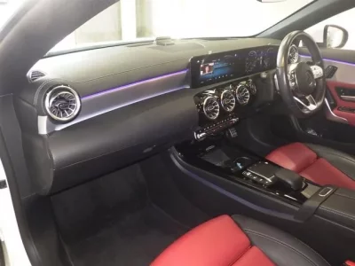 Mercedes-Benz CLA CLASS