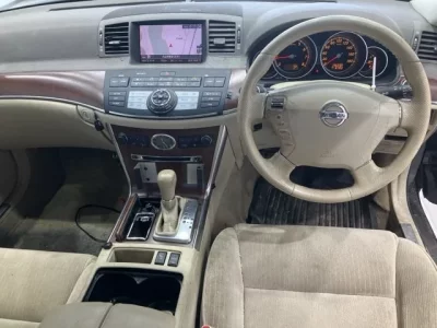 Nissan FUGA