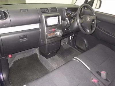 Toyota PIXIS SPACE