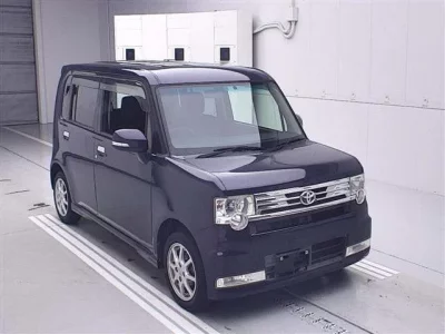 Toyota PIXIS SPACE
