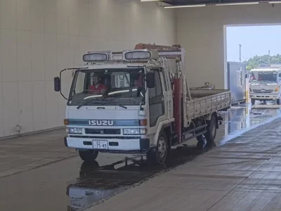 Isuzu FORWARD