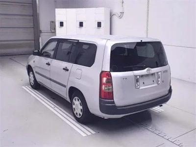 Toyota SUCCEED