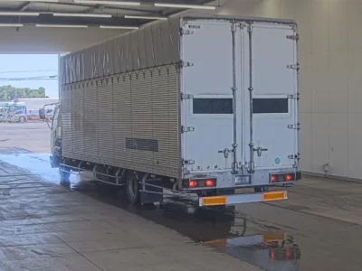 Mitsubishi FUSO FIGHTER