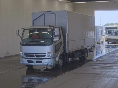 Mitsubishi FUSO FIGHTER