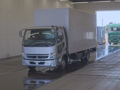 Mitsubishi FUSO FIGHTER