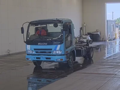 Isuzu FORWARD