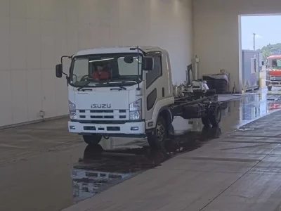 Isuzu FORWARD