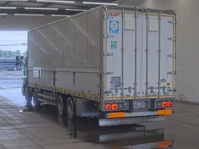 Hino PROFIA