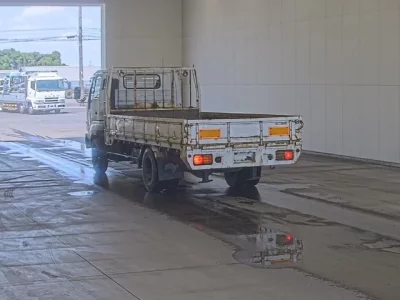Isuzu JUSTON