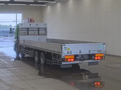 Hino TRUCK