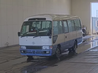 Toyota COASTER