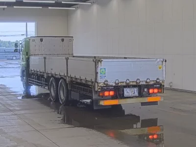 Hino TRUCK