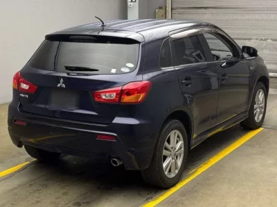 Mitsubishi RVR