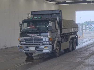 Hino SUPER DOLPHIN