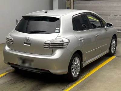Toyota BLADE