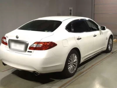 Nissan CIMA