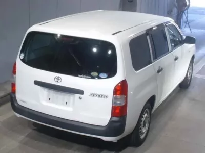 Toyota SUCCEED