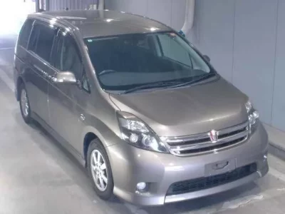 Toyota ISIS