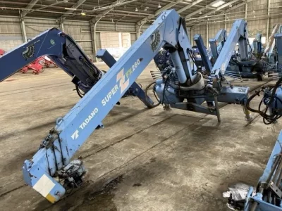 TADANO CRANE