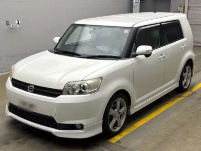 Toyota COROLLA RUMION