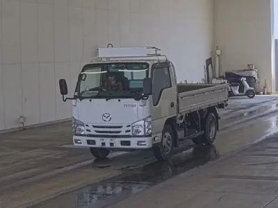 Mazda TITAN