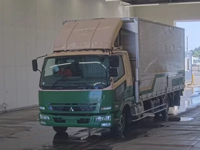 Mitsubishi FUSO FIGHTER