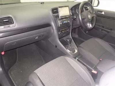 Volkswagen GOLF VARIANT