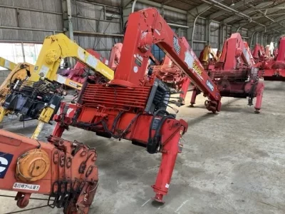OTHERS UNIC CRANE