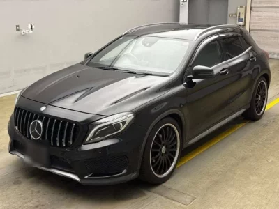Mercedes-Benz GLA CLASS