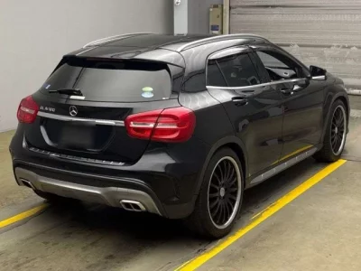 Mercedes-Benz GLA CLASS