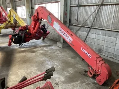 OTHERS UNIC CRANE