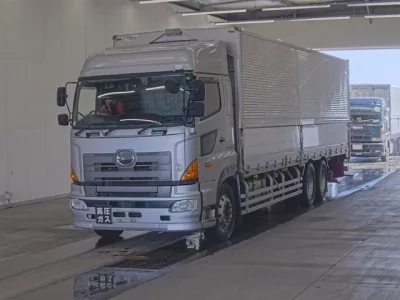 Hino PROFIA