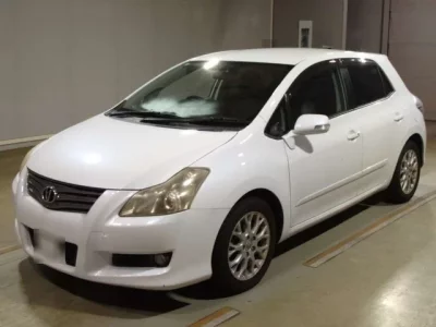 Toyota BLADE
