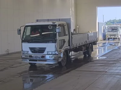 Nissan UD SERIES