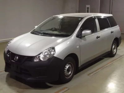 Nissan AD