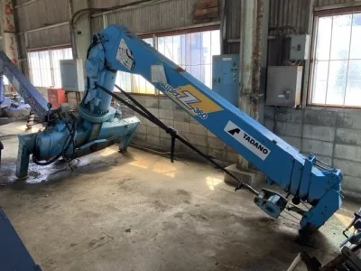 TADANO CRANE