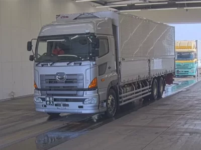 Hino PROFIA