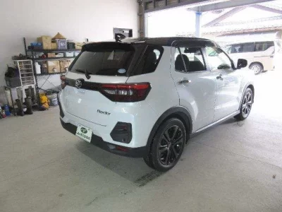 Daihatsu ROCKY