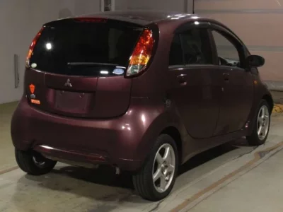 Mitsubishi I