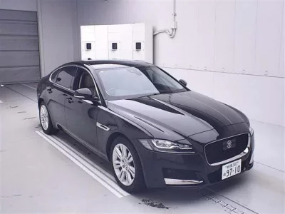 Jaguar XF SERIES